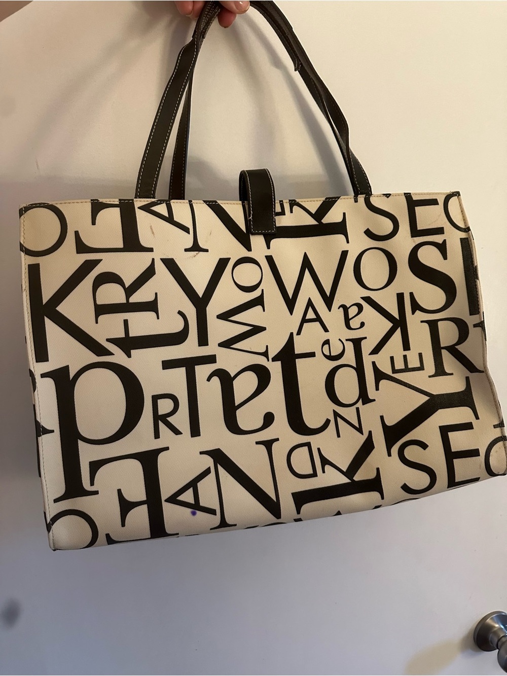 Kate Spade New York Black & Cream Graphic Letter Print Large Tote Bag - Picture 3 of 10